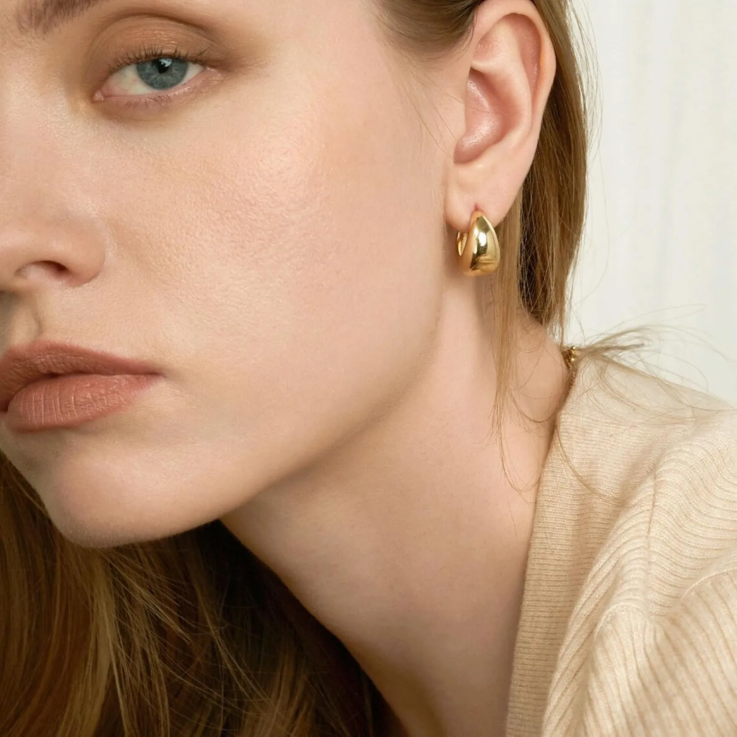 Chunky Gold Hoop Earrings for Women 18K Gold Plated Chunky Hoops Thick Hoop Earrings Trendy Earrings