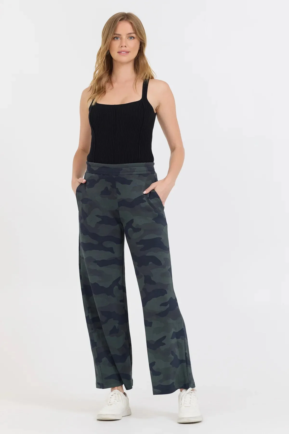 Cloud Fleece Flare Pant