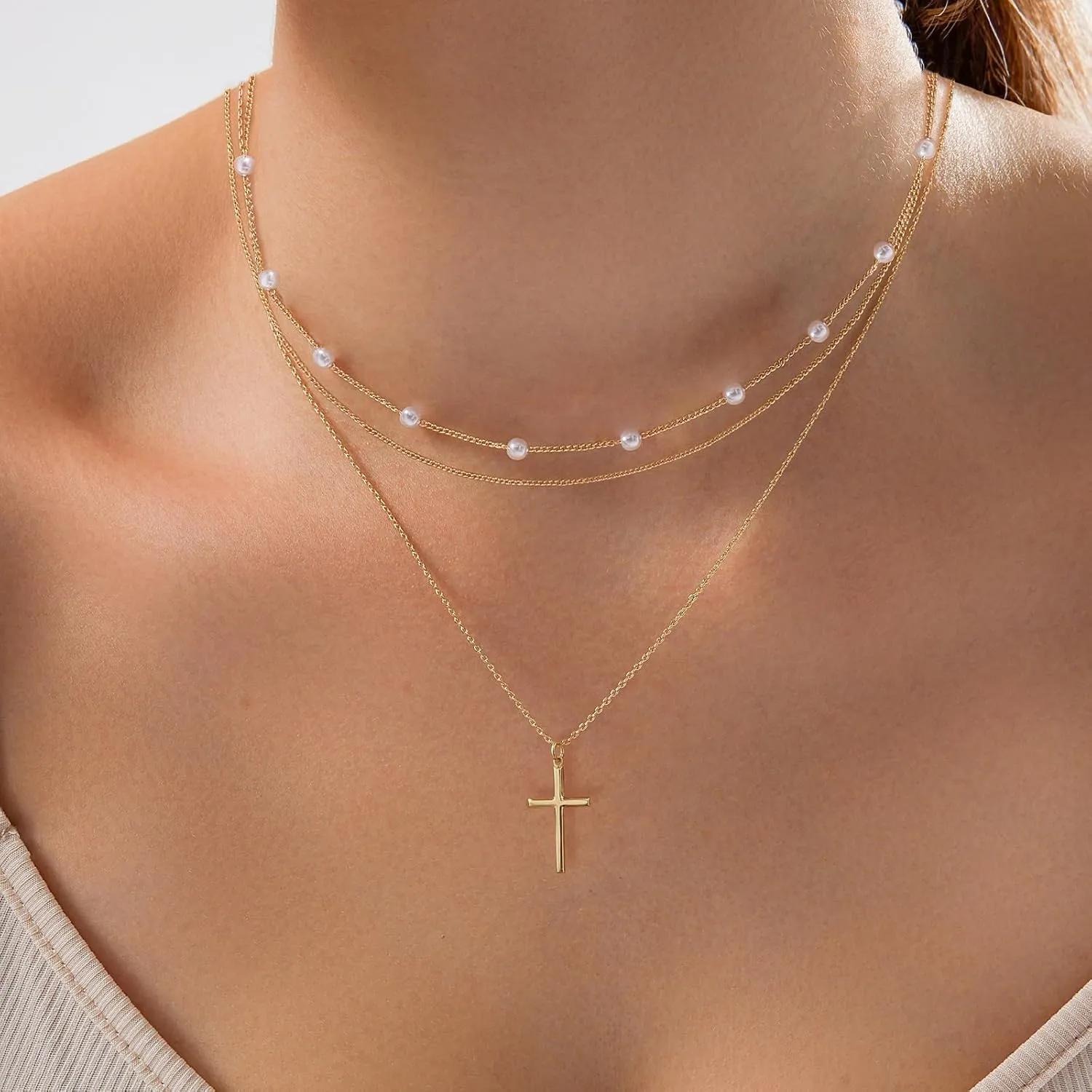 Cross Necklace for Women Gold/Silver Plated Layered Dainty Cross Chain Trendy Choker Satellite Charm Small Crucifix Pendant Gold/Silver Necklace Stackable Hypoallergenic Delicate Gift for Women