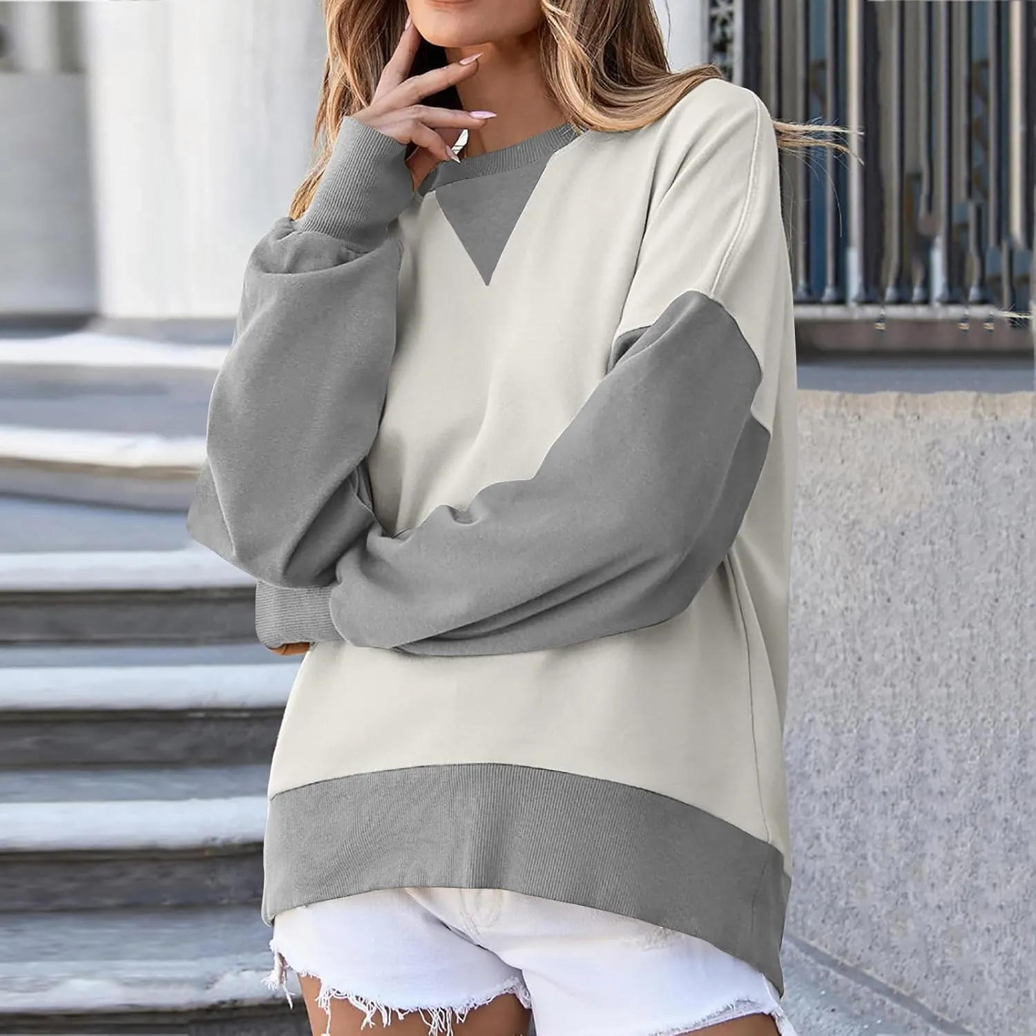 Lightweight Sweatshirts for Women Trendy Oversize Long Sleeve Top Color Block Pullover Classic Crew Neck Sweat Shirt