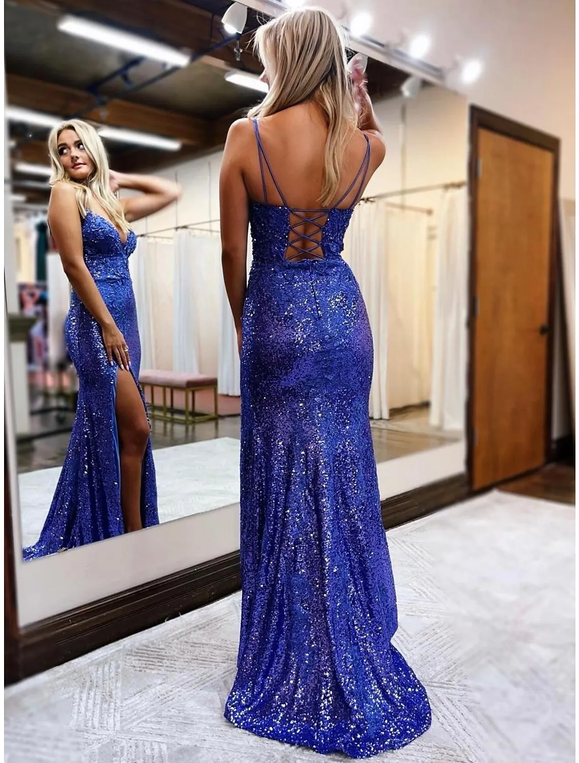Luolandi Mermaid / Trumpet Prom Dresses Sparkle & Shine Dress Formal Sweep / Brush Train Sleeveless V Neck Sequined Backless with Glitter