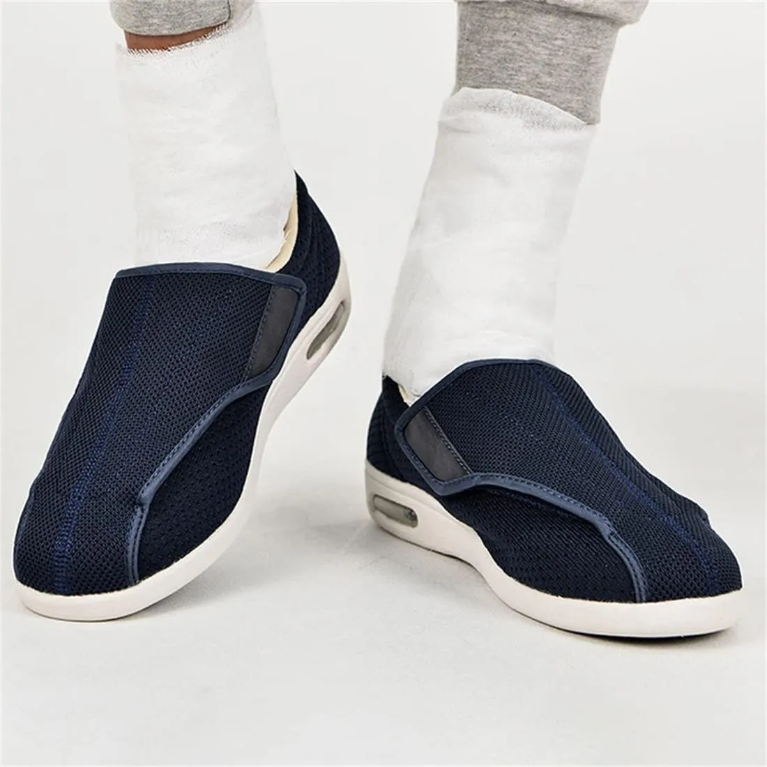 Men's Diabetic Shoes Comfortable Casual Orthopedic Shoes Lightweight Seniors Edema Sneakers Breathable Walking Trainers