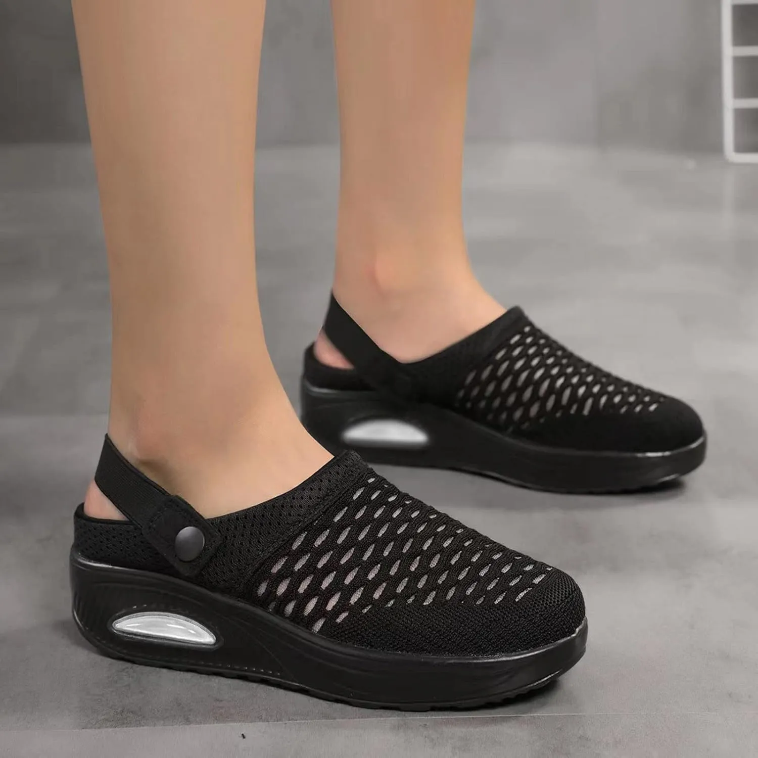 Orthopedic Slippers for Women Lightweight Soft Mules Slip on Walking Shoes 2024 New Mules Clogs Breathable Sneakers Sandals