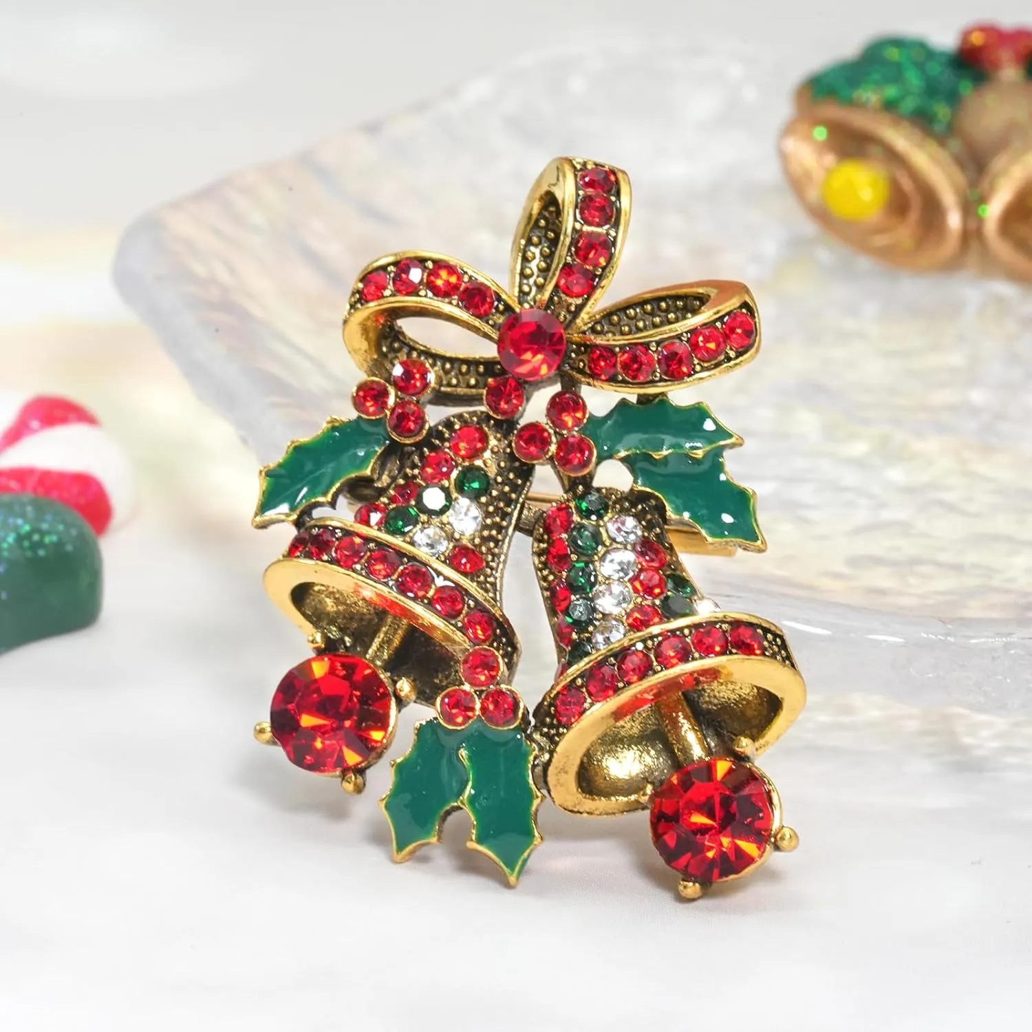Ronglry Christmas Pins and Brooches for Women Rhinestone Crystal Christmas Pins for Women Christmas Tree/Santa Claus/Bell/Snowflakes Christmas Brooch Pins Christmas Jewelry Accessories Decoration Gift