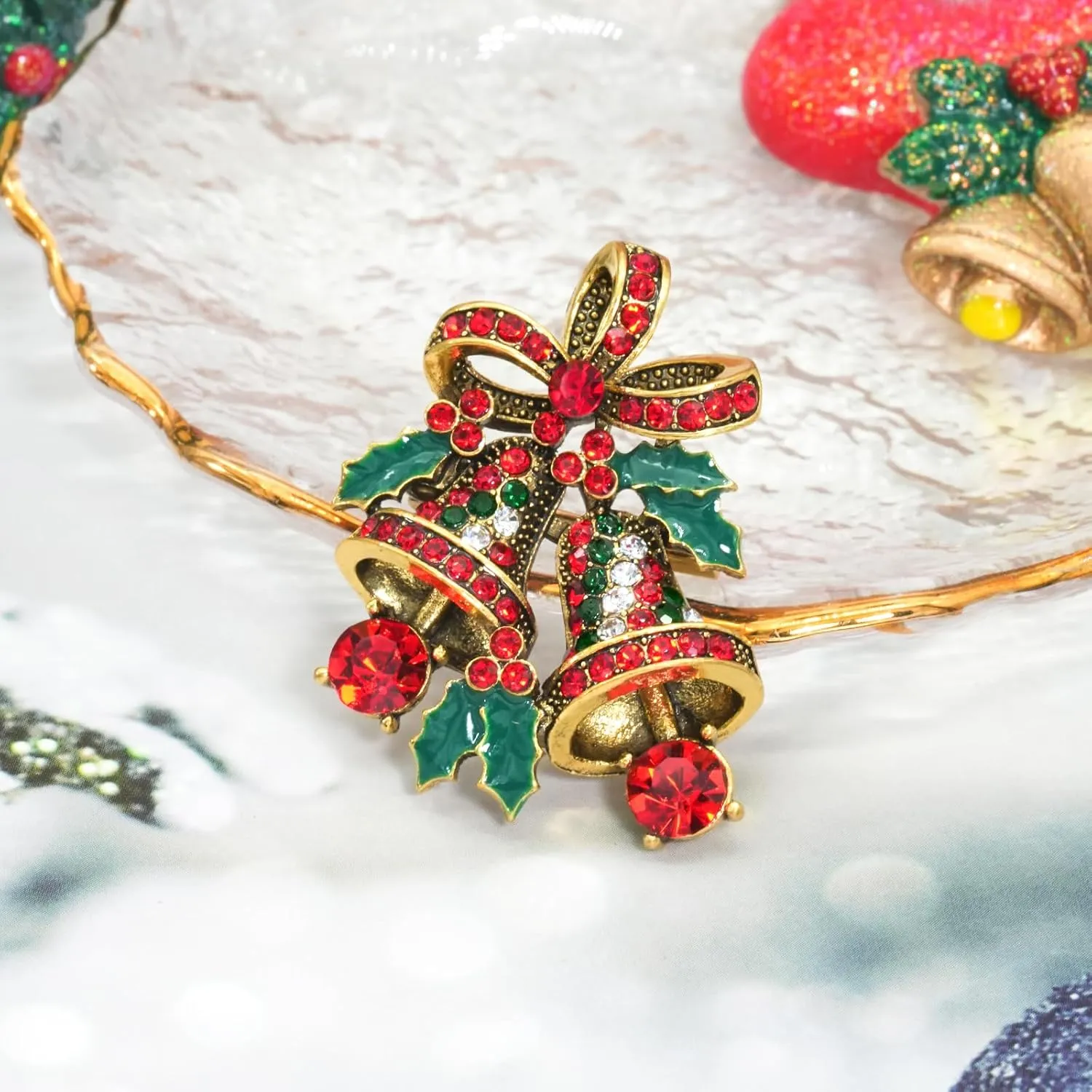 Ronglry Christmas Pins and Brooches for Women Rhinestone Crystal Christmas Pins for Women Christmas Tree/Santa Claus/Bell/Snowflakes Christmas Brooch Pins Christmas Jewelry Accessories Decoration Gift