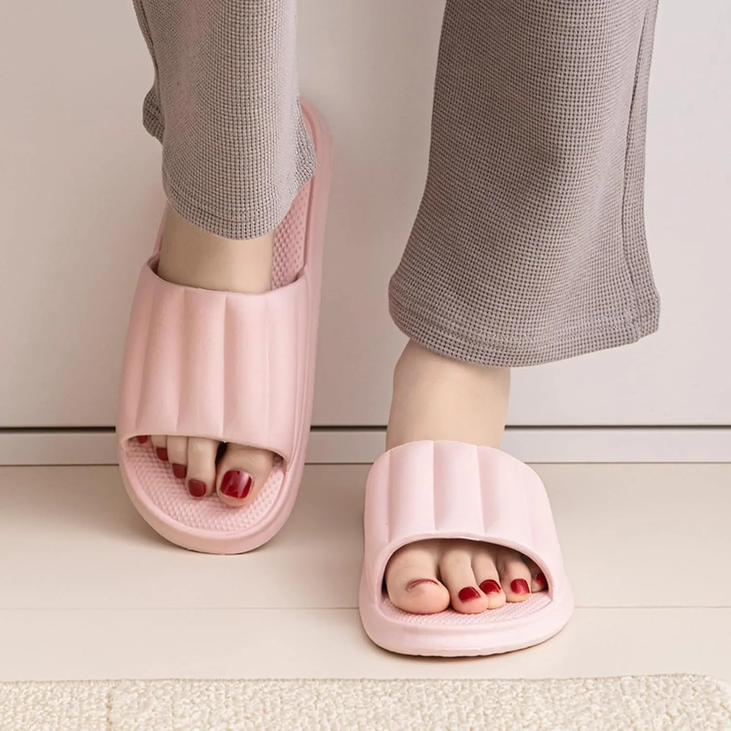 Shower Sandals Women's Slippers with Arch Support Shower Shoes for Living Room Pool Beach Spa Public Showers