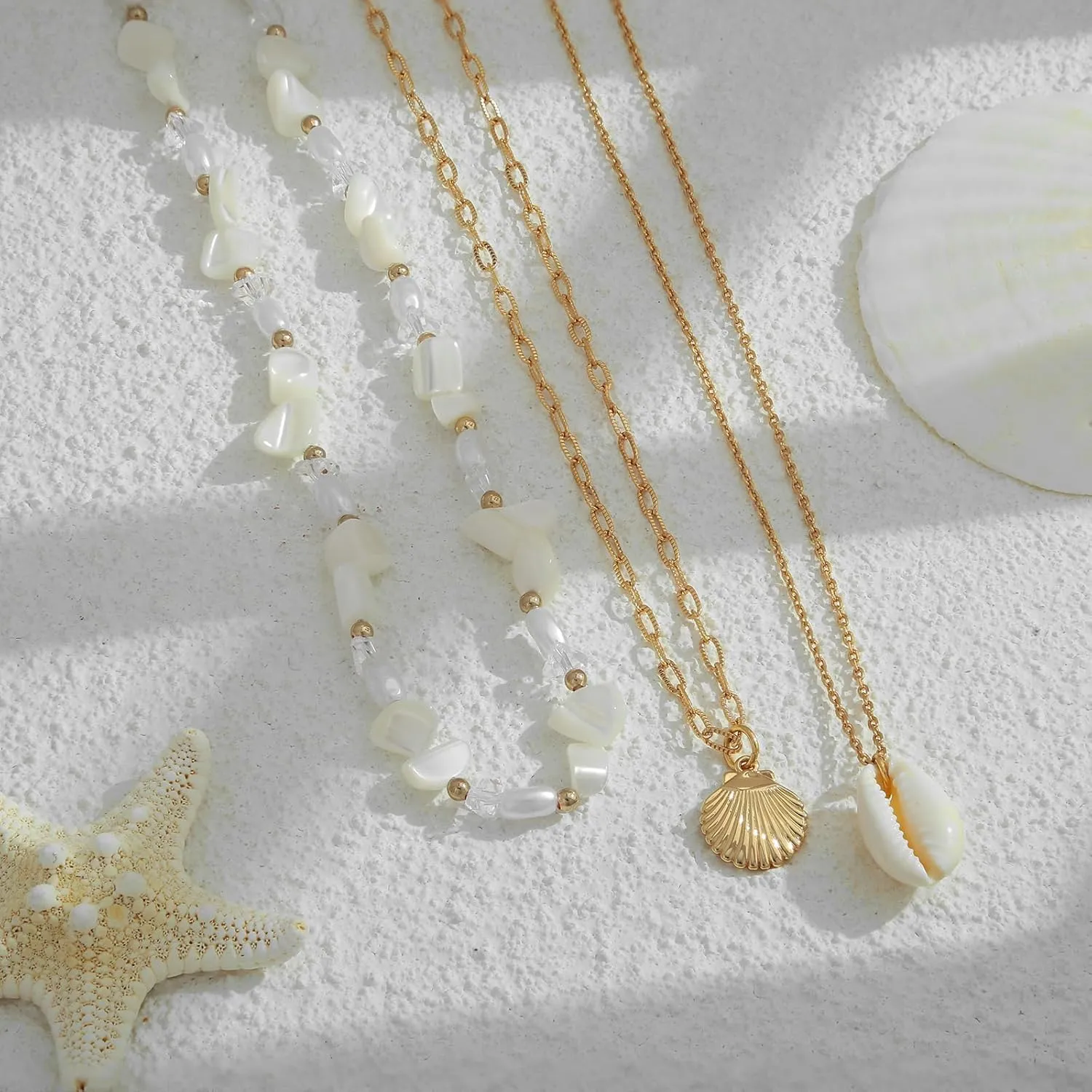 Summer Charms Necklace for Women Conch Seashell Starfish Pendant Choker Necklace Fashion Boho Beach Ocean Jewelry