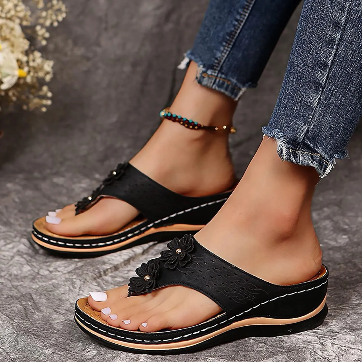 Womens Orthopedic Sandals with Arch Support Walking Shoes Comfortable Plantar Fasciitis Relief Adjustable Thick Sole Summer Beach Casual Outdoor Slides