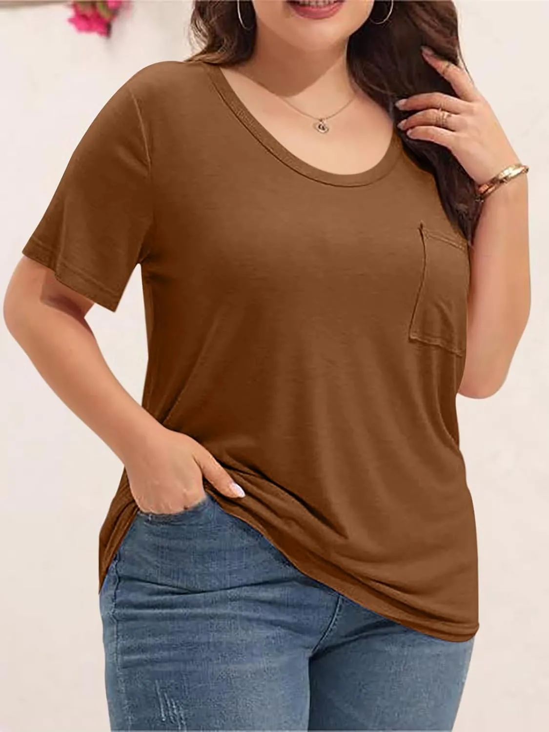 Womens Plus Size Tunic T Shirts Short Sleeve Round Neck Soft Loose Shirts Summer Casual Tops with Pocket