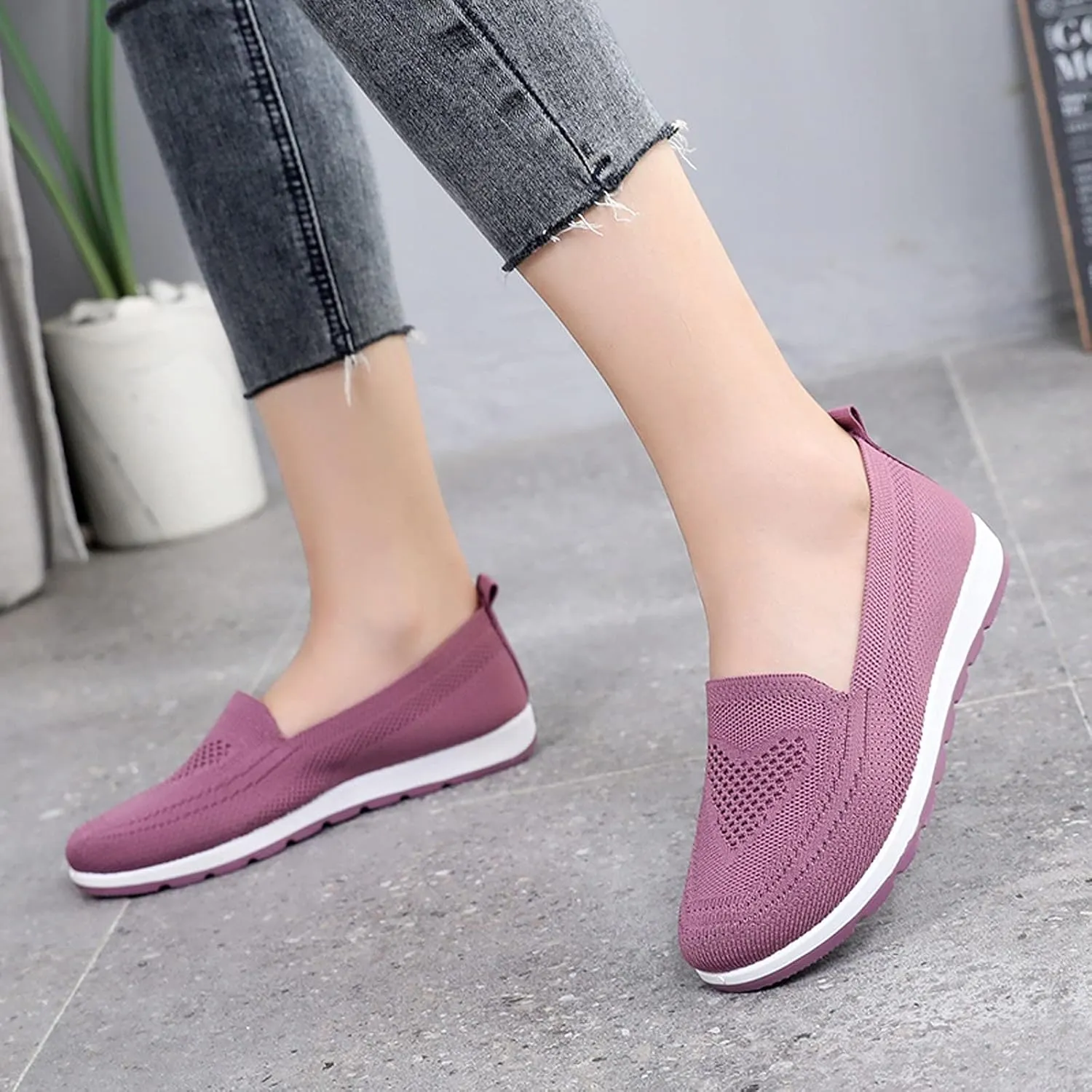 Women's Slip on Sneakers with Arch Support Breathable Walking Shoes Orthopedic Running Shoes 2024 Outdoor Sneakers