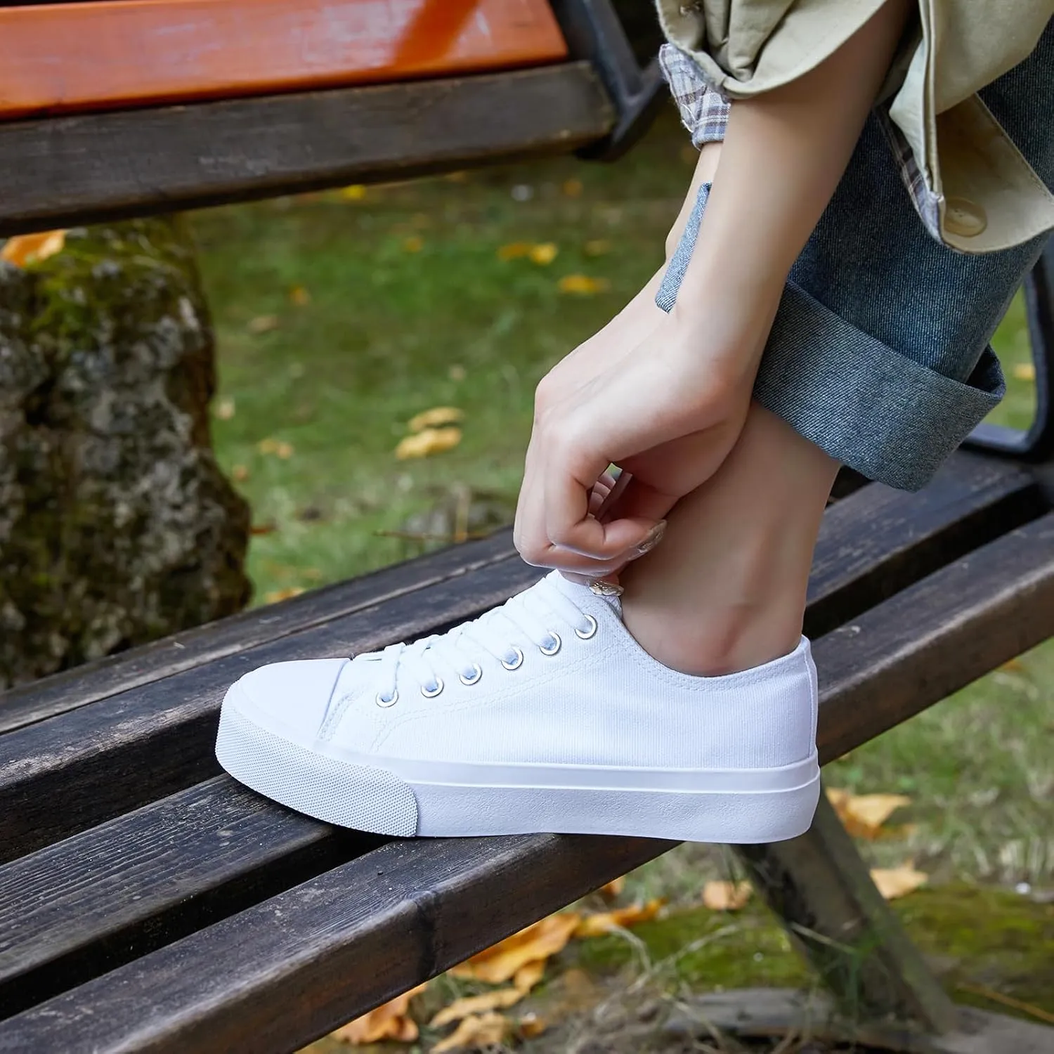 ZGR Womens White Tennis Shoes for Women,Lace up Canvas Sneakers,Casual Walking Canvas Shoes