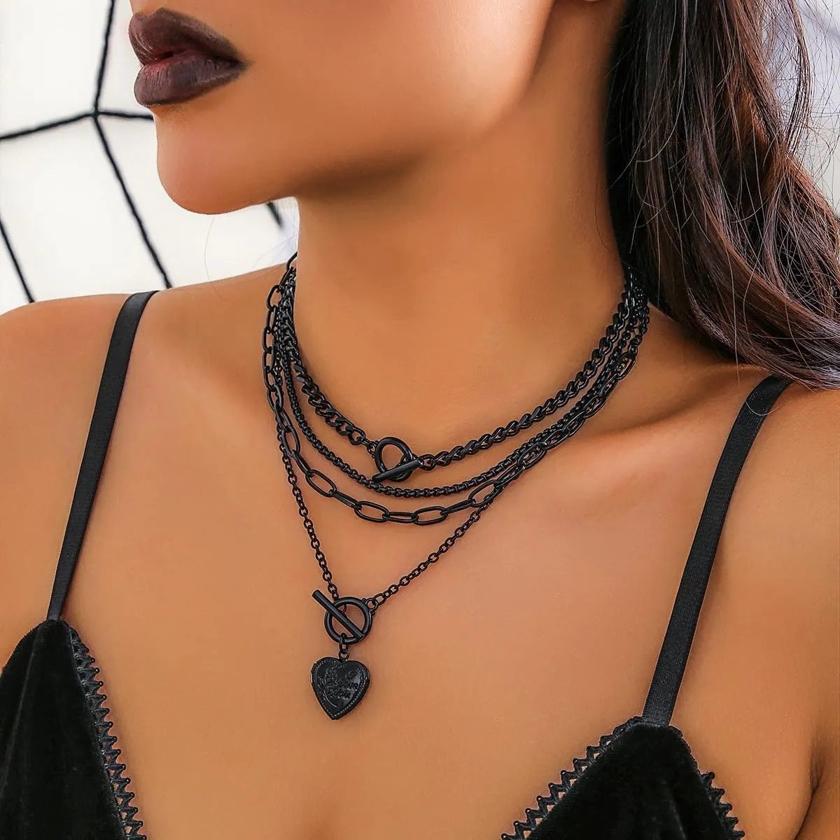 ZMANYIJEW 4pcs Layered Gold Necklaces for Women,Chunky Gold Necklace Herringbone Paperclip Chain Necklace for Women Teen Girls Retro Coin Medallion Pendant Necklaces for Mother's Day